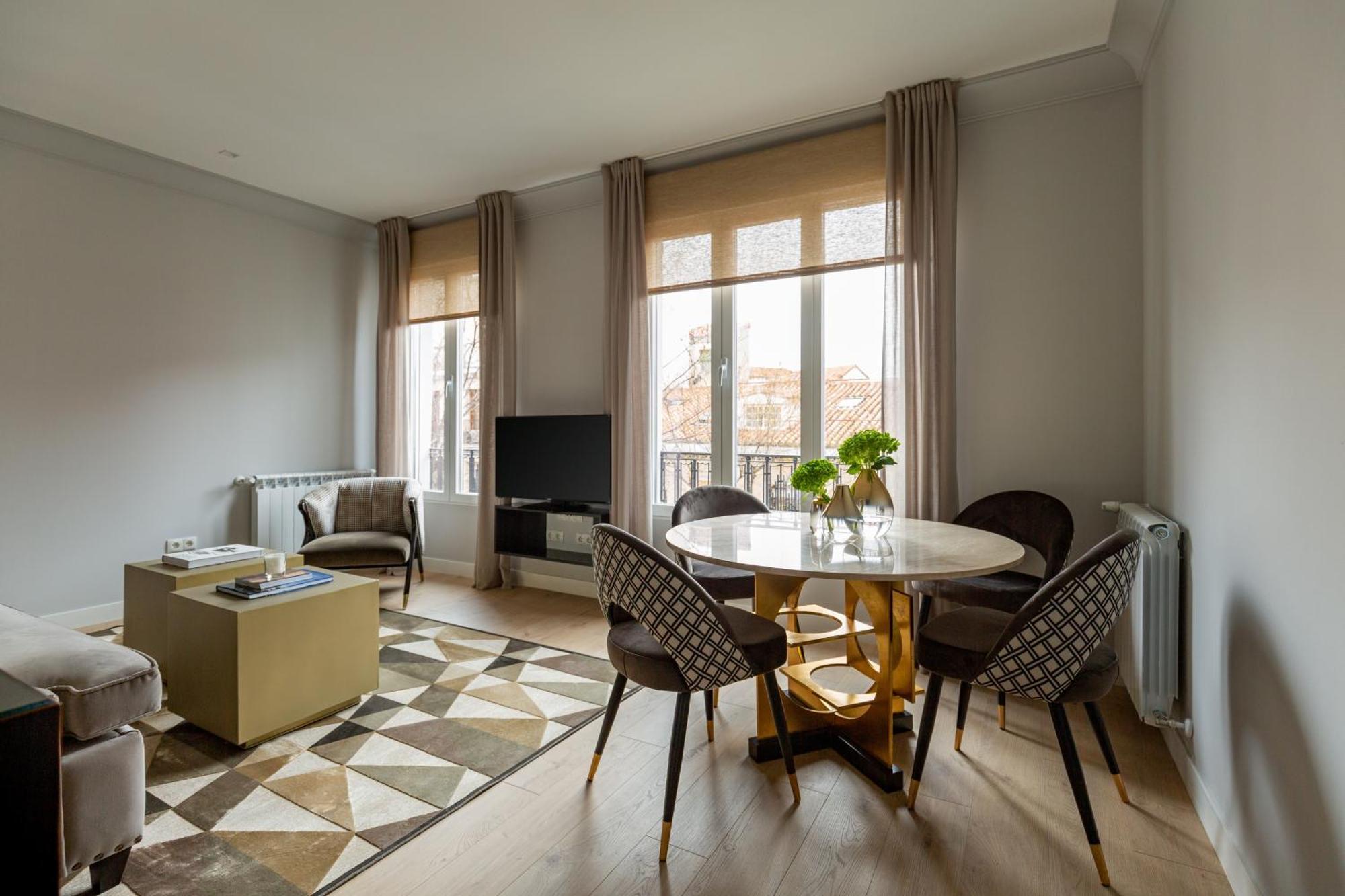 Be Mate Blasco De Garay Madrid Exterior foto